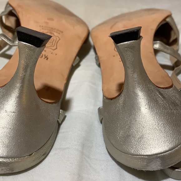 Vintage Manolo Blahnik - Picture 6 of 10